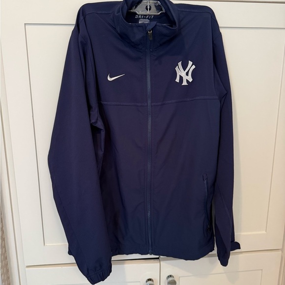 Nike Other - Nike New York Yankees Men's Dark Blue Windbreaker